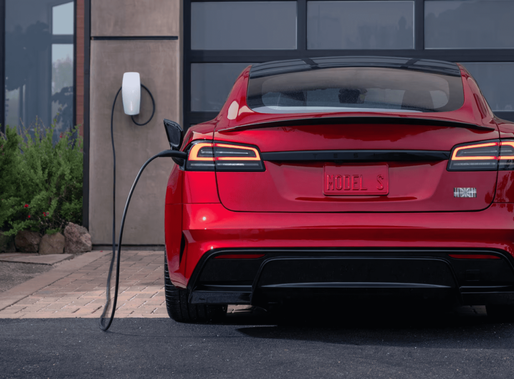 Model-S-New-Charge-Desktop-NA (1)